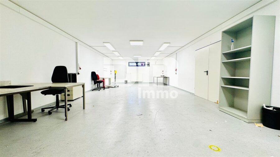 Vielseitiger Gewerbekomplex Halle + Büro / Freifläche - Top Infrastruktur direkt am A44 / A49 Kreuz - KG Haupthalle / Lager 2 unter Haupthalle